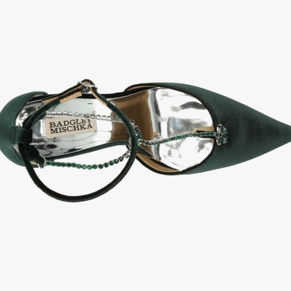 Badgley Mischka Women's Zayna Pump - Picture 4 of 10